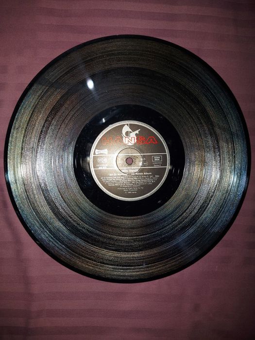 Milli Vanilli -- vinil