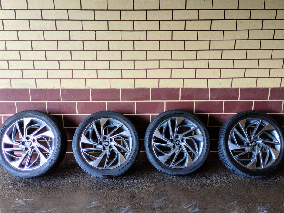 Шина накаченный с дисками