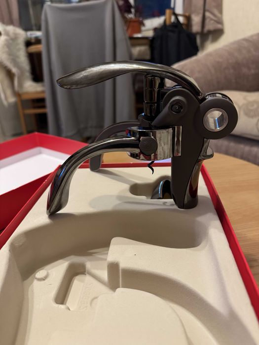 Tirbuson/Desfacator profesional vin - Nou