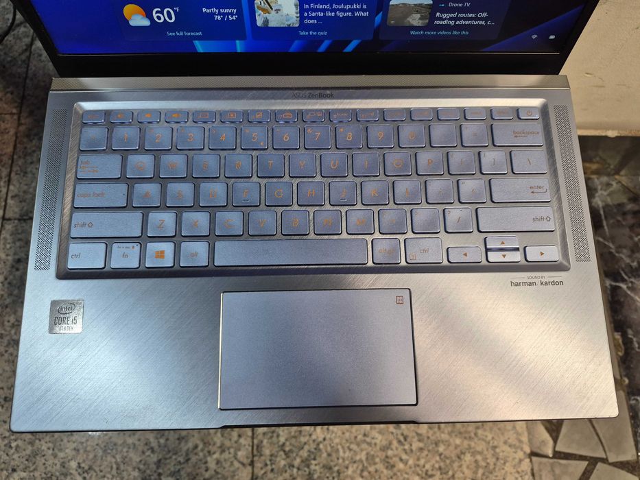 Hope Amanet P10/Laptop ASUS ZenBook 14 UX431 i5 10th SSD Tastatura iluminata