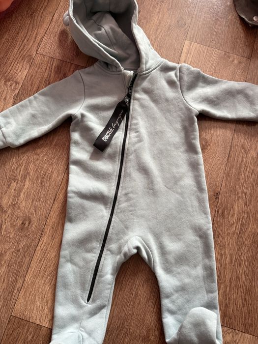 Продам детский комбинезон
