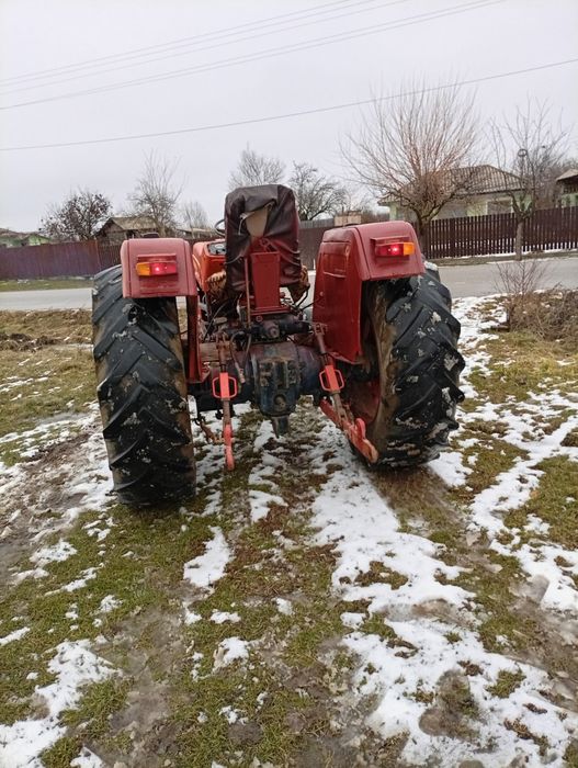 Vând tractor Fiat