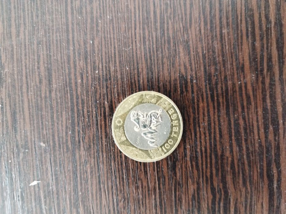 Продам коллекционную моннту