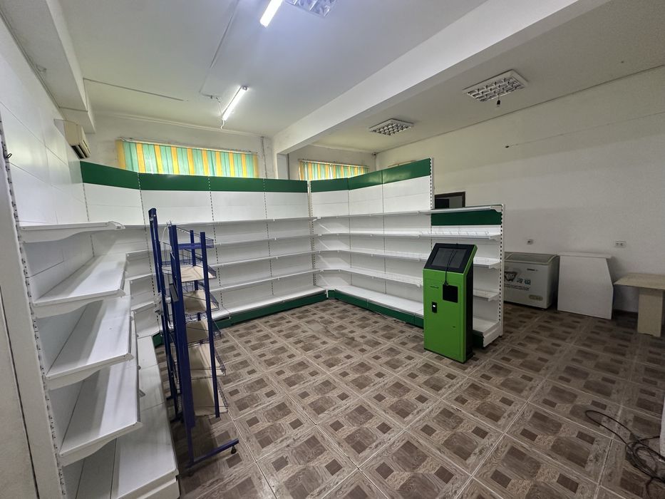 торговые стеллажы, витрины