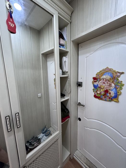 Шкаф для прихожей