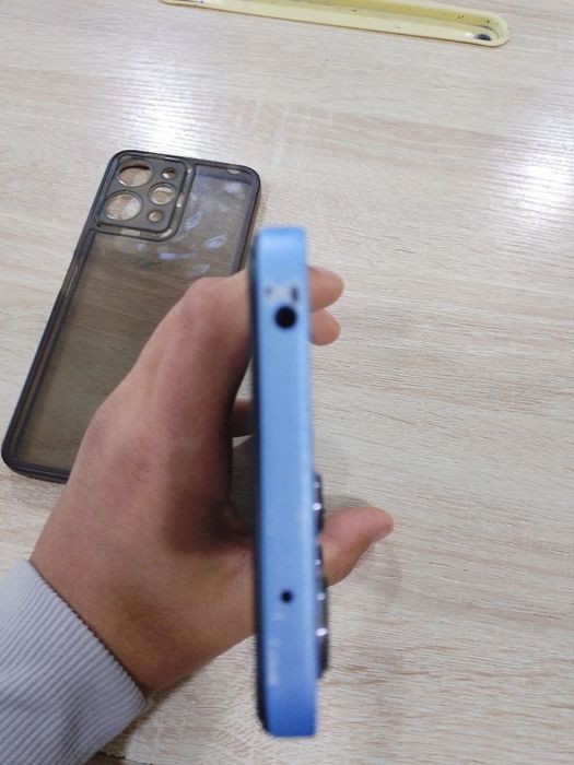 Redmi 12 4g 128/4+4  camera 50mp batareya 5000mAч