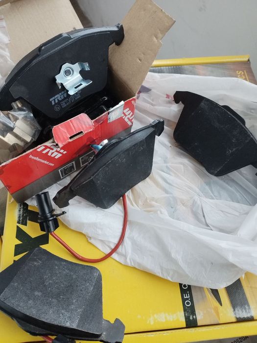 Дискове и накладки за Ауди А6/Audi A6