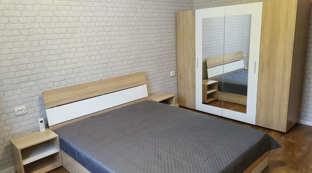 Дава се под наем Тристаен апартамент в Пловдив, Център - 70 кв.м за 500 € - Снимка #2