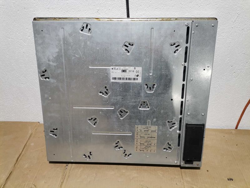 Плот за вграждане - Miele КМ460 5,9 кW