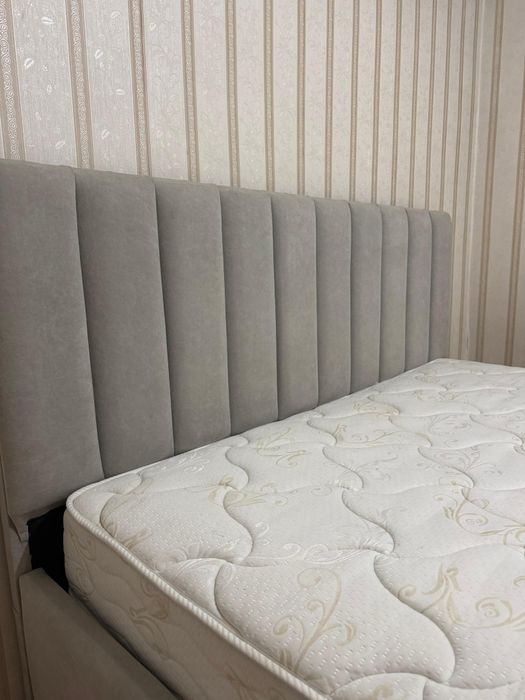 Продам двухспальную кровать