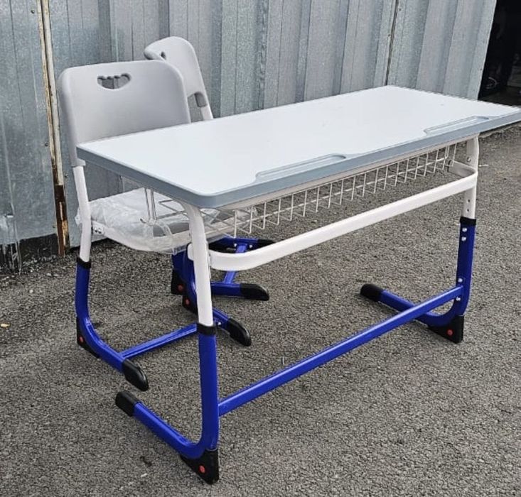 Двухместная школьная парта в Астане