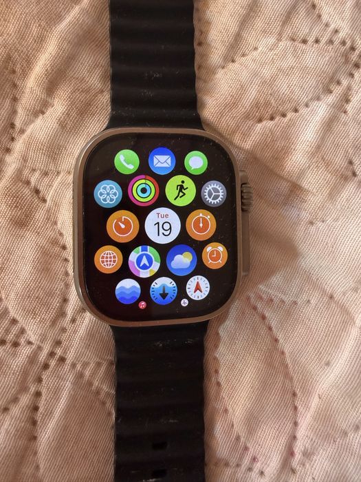 Apple Watch ULTRA  1