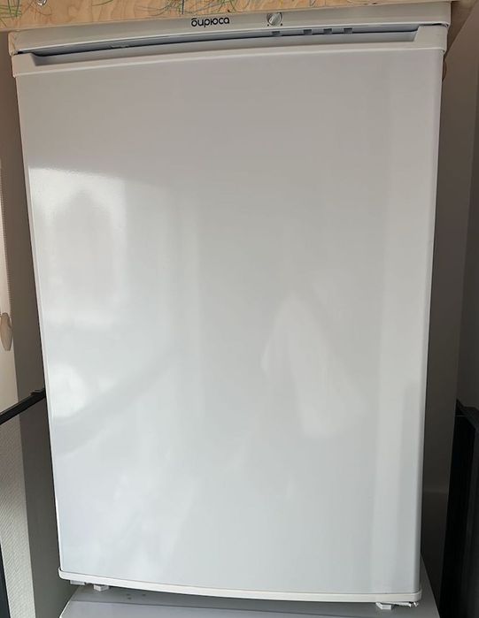 Продам маленький холодильник