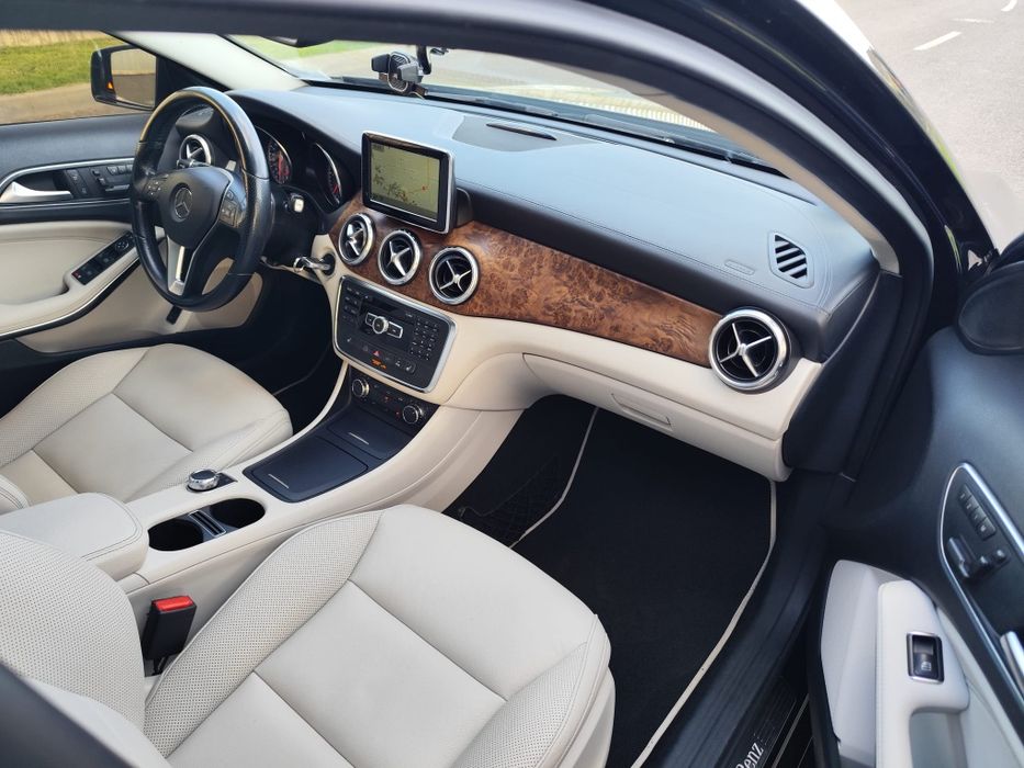 Mercedes GLA/AN 2013/Cutie AUTOMATA /2.2 LITRI Diesel 170 cp/EURO 6