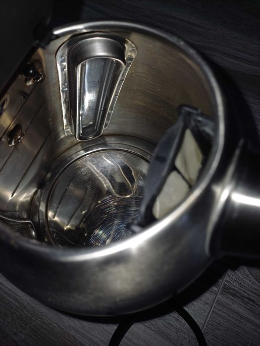 Электрический чайник Tefal Confidence