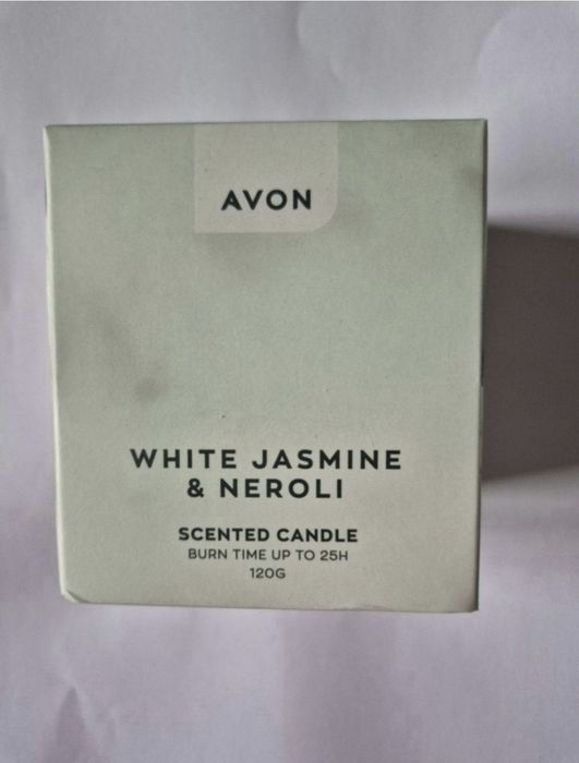 Lumanare pafumata iasomie,lemn cedru/ trandafiri/iasomie,neroli Avon
