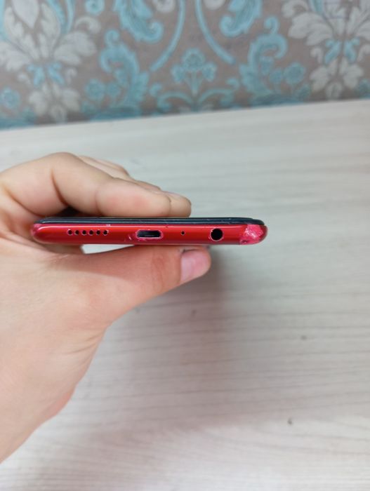 Продам телефон Самсунг а10s.