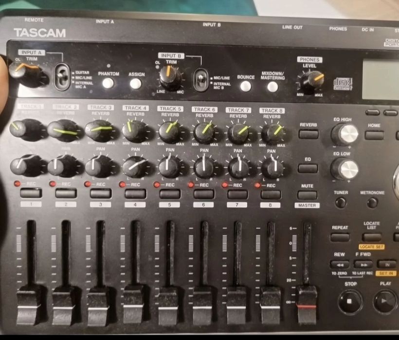 Tascam dp03 рекордер
