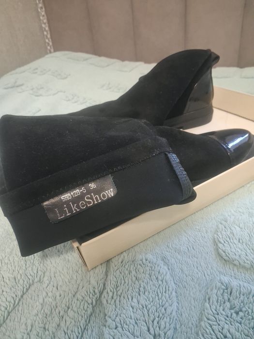 Продам замшевые сапожки чулки