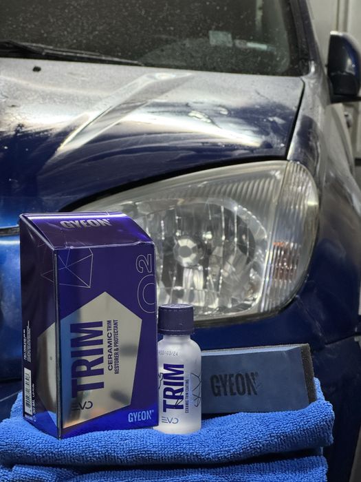 Пастиране на автомобили, фарове и стопове. Поставяне на керамика и PPF