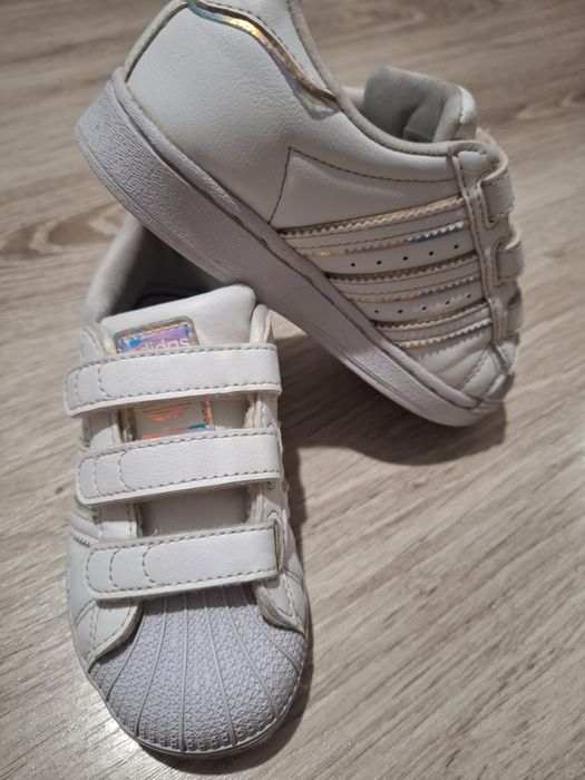 Adidași superstar pentru fetițe, mărimea 28