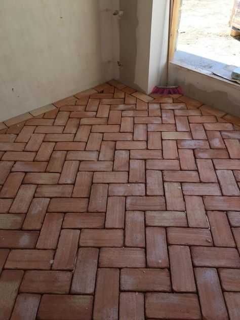 Felii de cărămidă mare nemțească , rustică