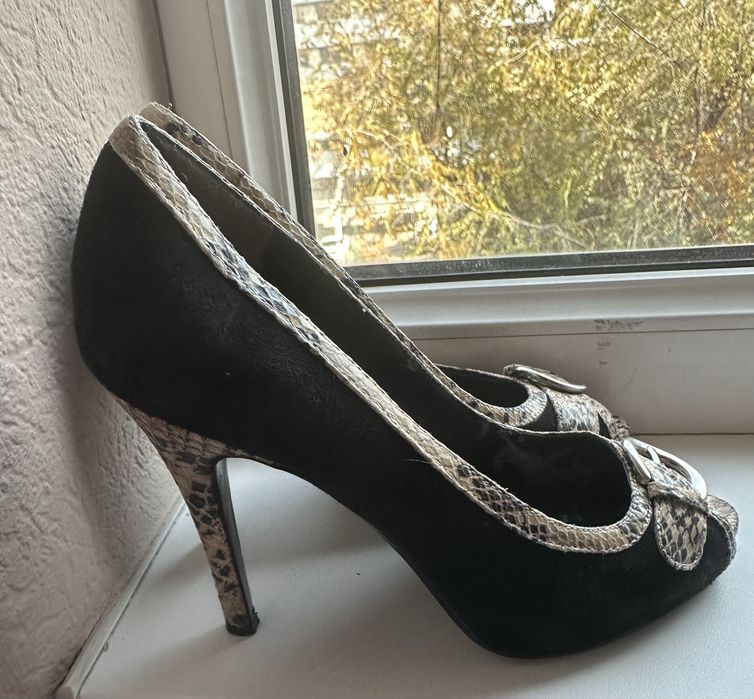 Туфли женские элегантные