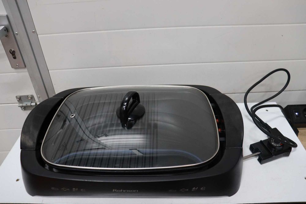 Скара Rohnson - R-2505, 2000W, незалепващо, плоска/оребрена, черна