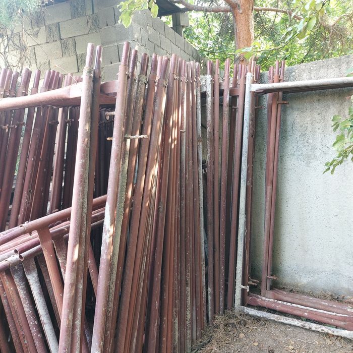 Продам строительные леса и трапы