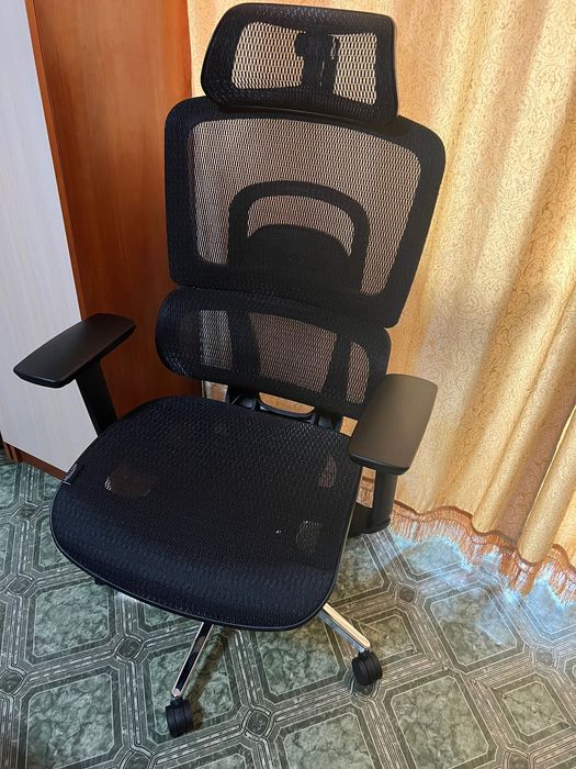 Продам кресло компьютерное