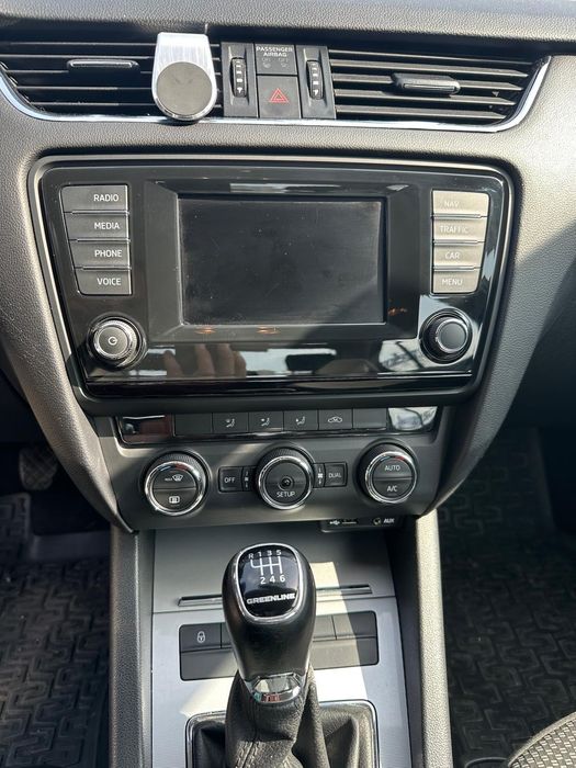 Skoda Octavia III 1.6 TDI 110 CP Greeline 2014 Diesel Manuala