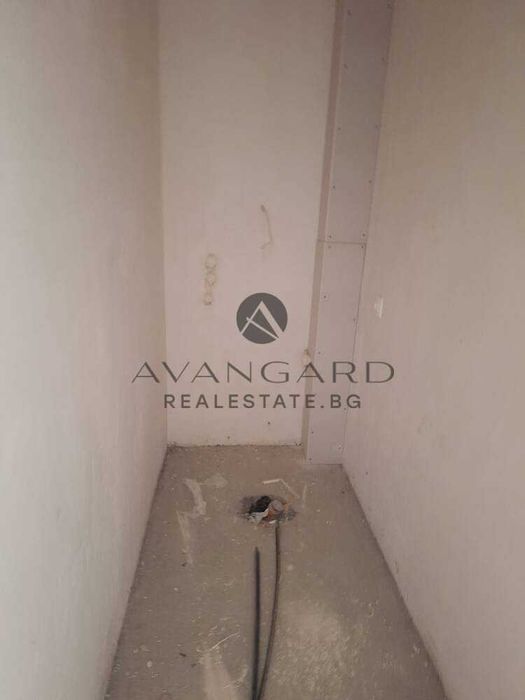 Продава се Двустаен апартамент в Пловдив, Кършияка - 66 кв.м за 1778 €/кв.м - Снимка #3