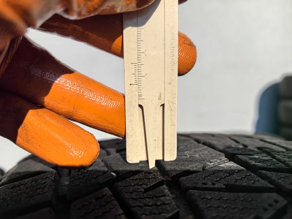 225/65/17 Бриджстоун ДОТ 2013 г