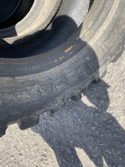 Продам два баллона на погрузчик