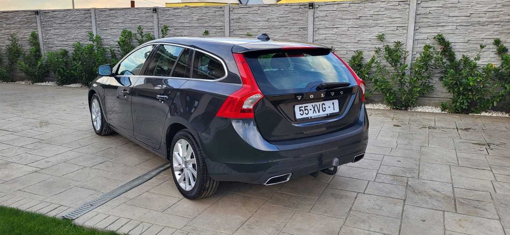 VOLVO V60 2015 — imagine 4
