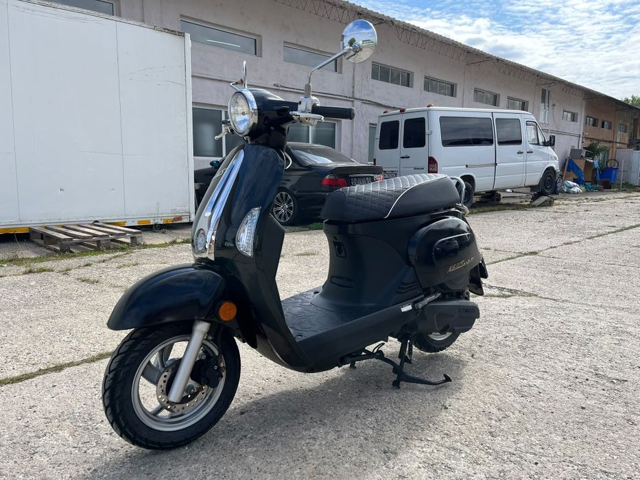 Scuter KYMCO New Sento 50, an 2012, motor 50cc in 4 timpi, in stare perfecta