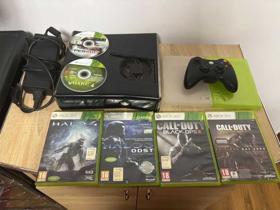 Vand Xbox 360 cu 6 jocuri