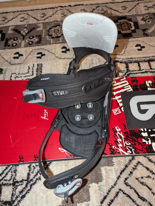 snowboard 160 cm + legături