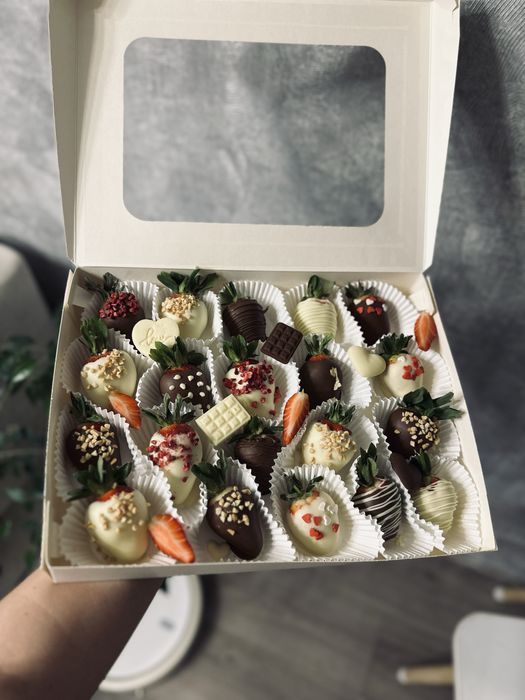 Клубника в шоколаде Конаев