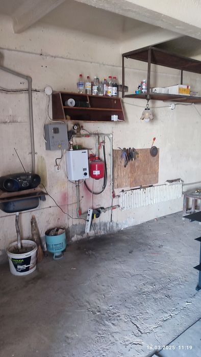 Гаражи ГСК Гранит 2 ш рядом