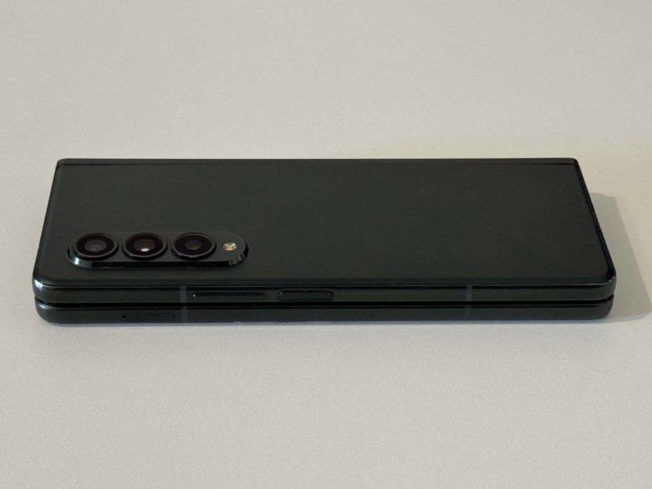Бартер! Samsung Galaxy Z Fold 3 512/12GB Phantom Green (Зелен)