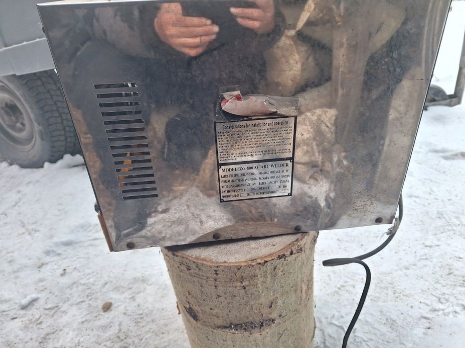 Продам сварочный аппарат.