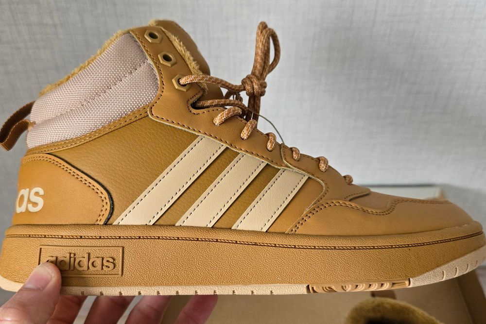 Полуботинки Adidas Hoops 3.0