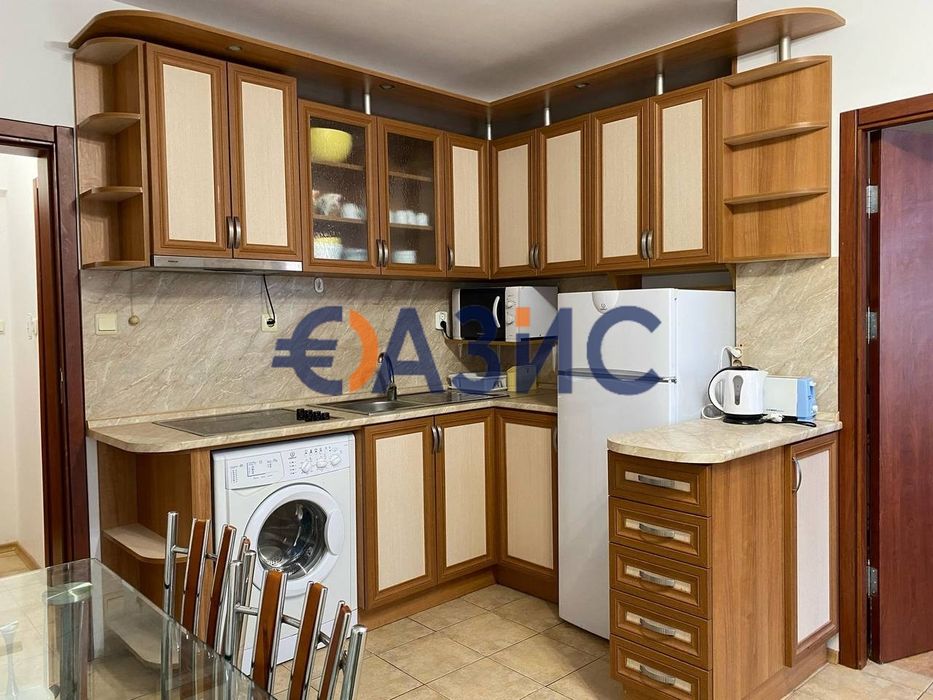 Продава се Двустаен апартамент в Свети Влас - 55 кв.м за 826 €/кв.м - Снимка #3