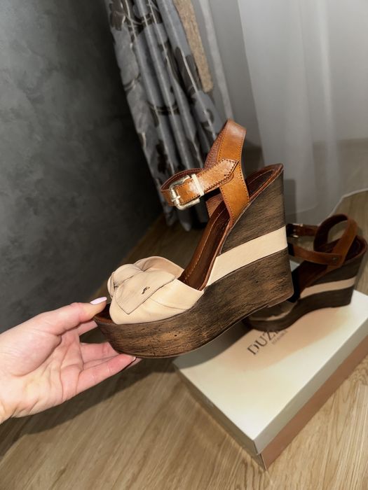 Sandale cu platforma, din piele