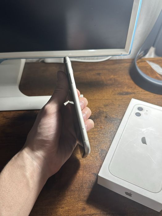 Iphone 11 (128 gb) без ремонта