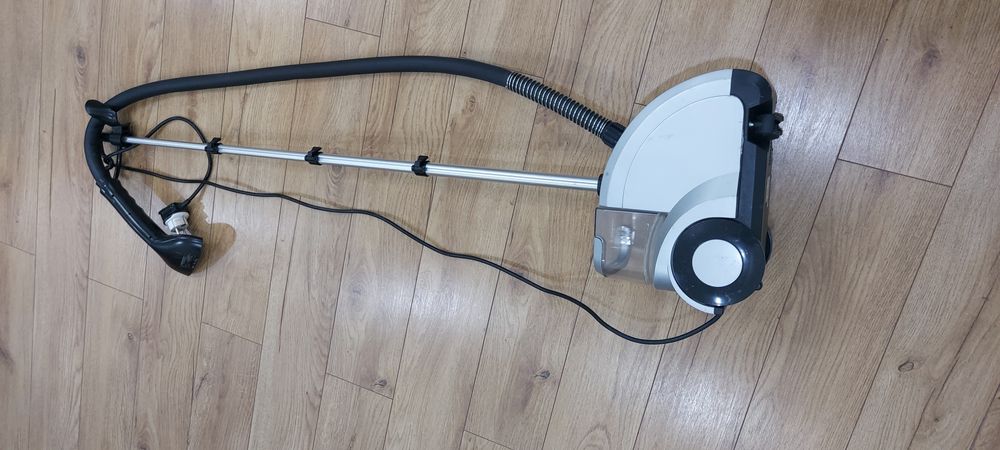 Продам паровой утюг отпариватель