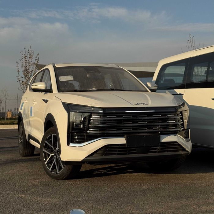 TRACKER puliga yangi inomarka JAC JS8