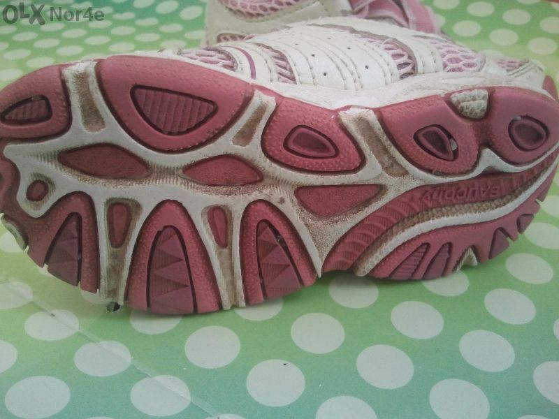 маратонки Triumph