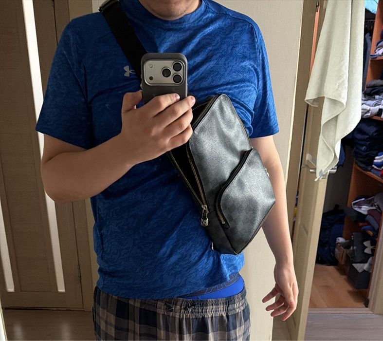 продам барсетку louis vuitton pre-owned